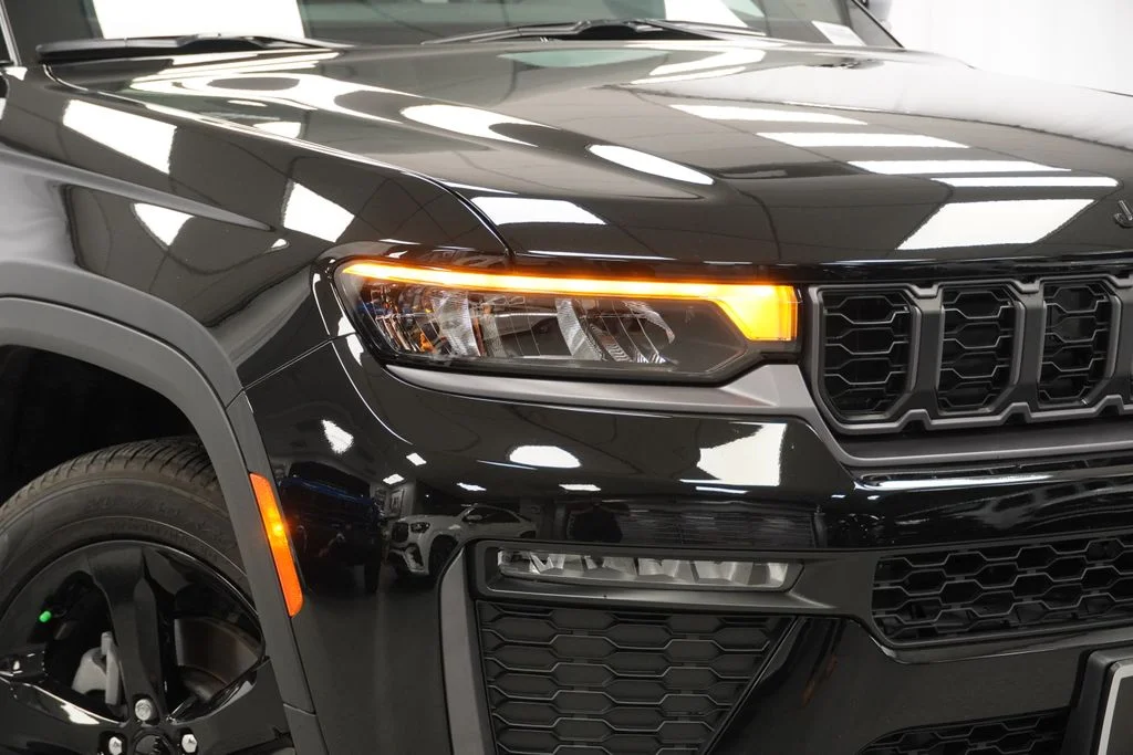 Used 2026 Black Jeep Limited image 5