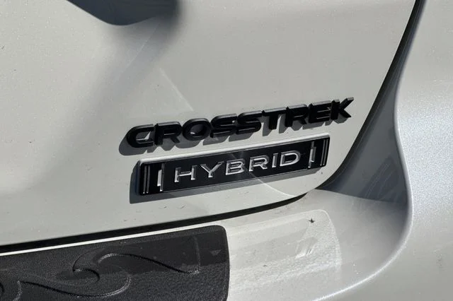 New 2026 CRYSTAL WHITE PEARL Subaru Limited Hybrid image 21