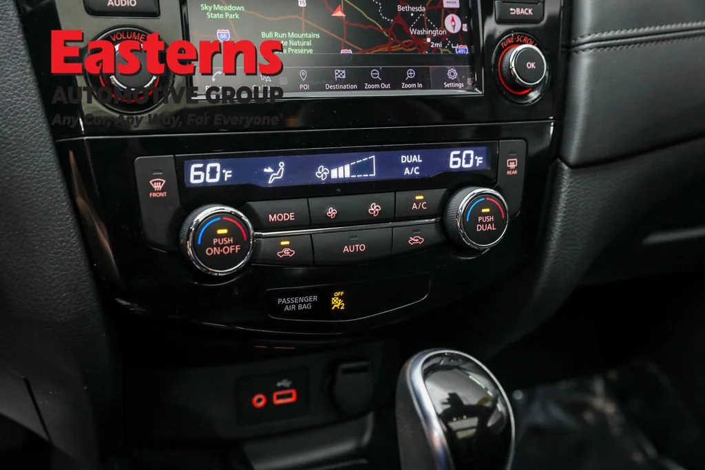 Used 2020 Black Nissan SL image 20