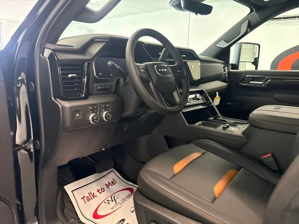 New 2026 Onyx Black GMC AT4 image 11