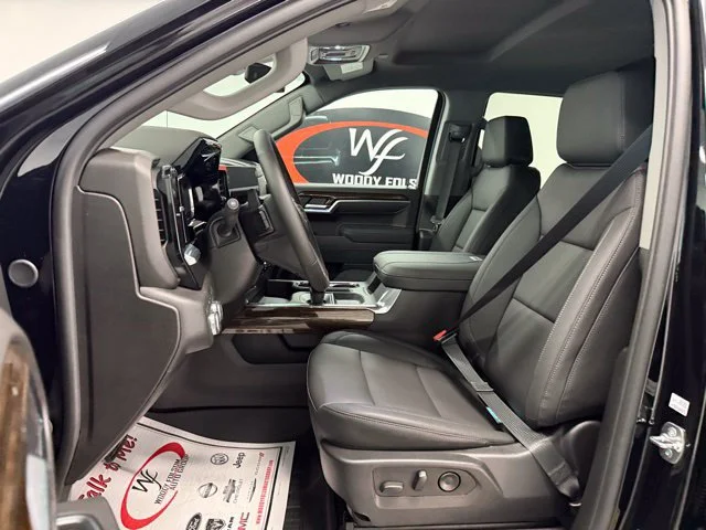New 2026 Onyx Black GMC Elevation image 14