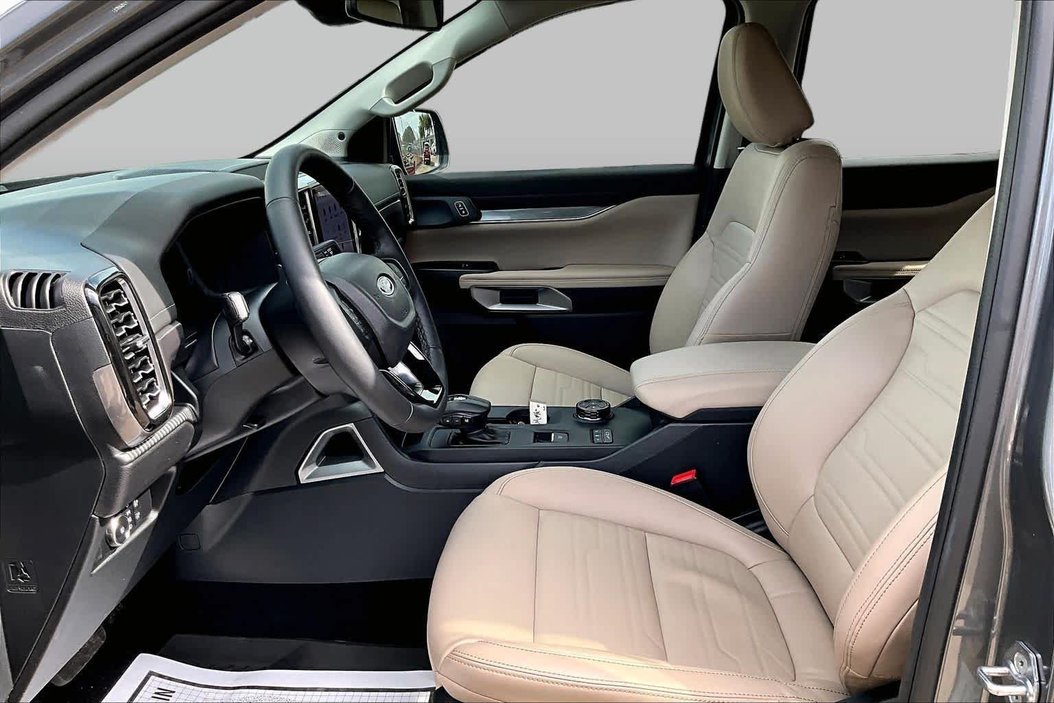 Used 2024 Carbonized Gray Ford LARIAT image 10