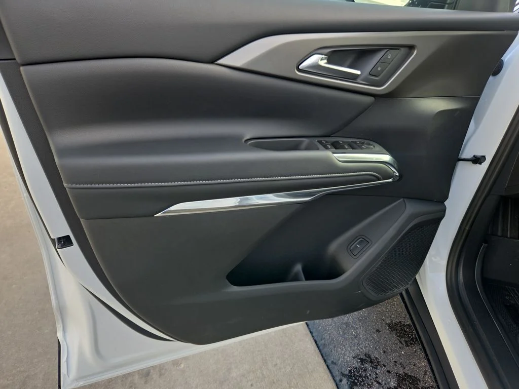2026 Chevrolet Traverse LT - Photo 25