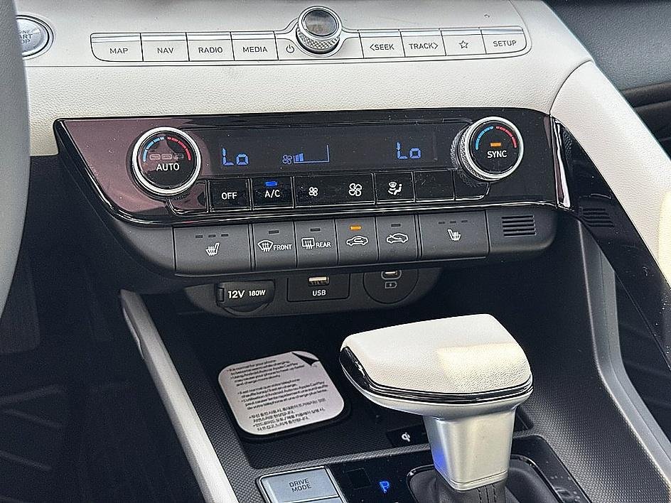 New 2026 Abyss Black Hyundai Limited image 25