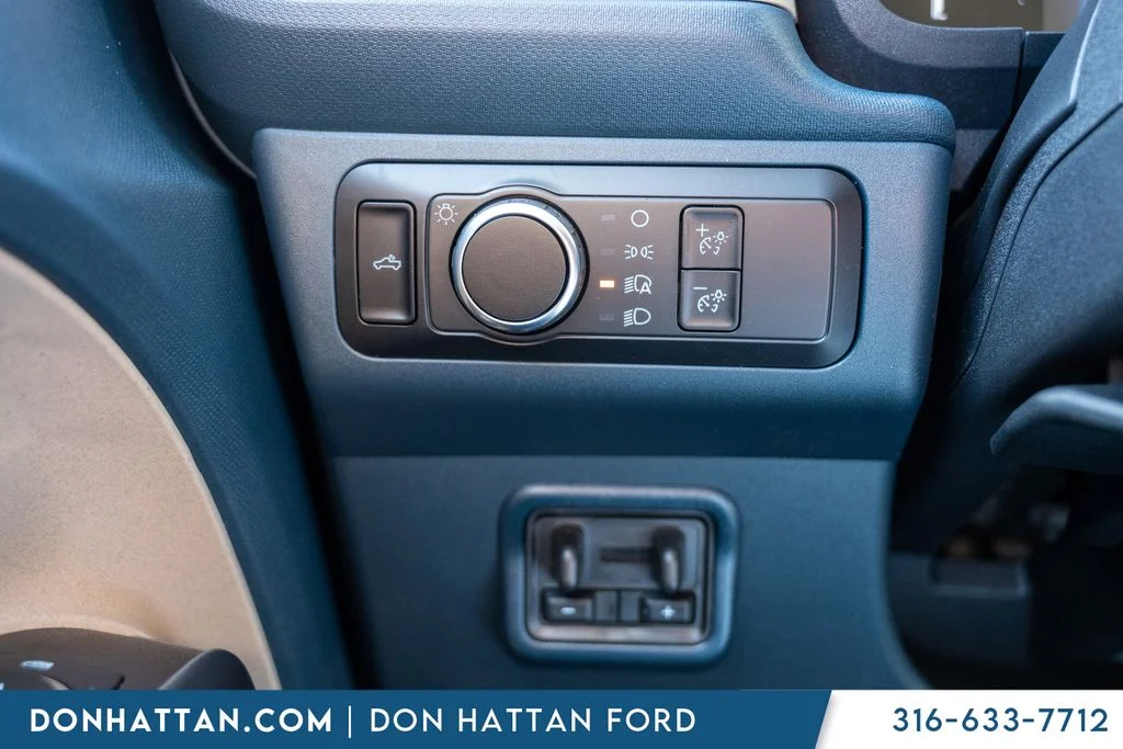 New 2026 Azure Gray Metallic Tri-Coat Ford Lariat® image 15