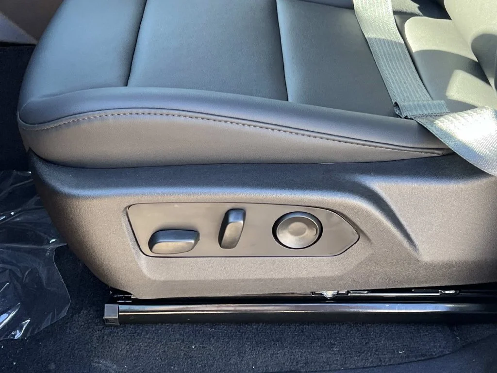 New 2026 Sterling Gray Metallic Chevrolet Trail Boss image 14
