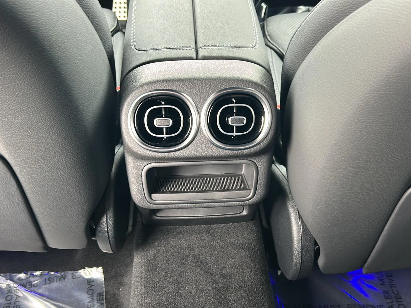 New 2026 Black Mercedes-Benz GLC 300 image 27