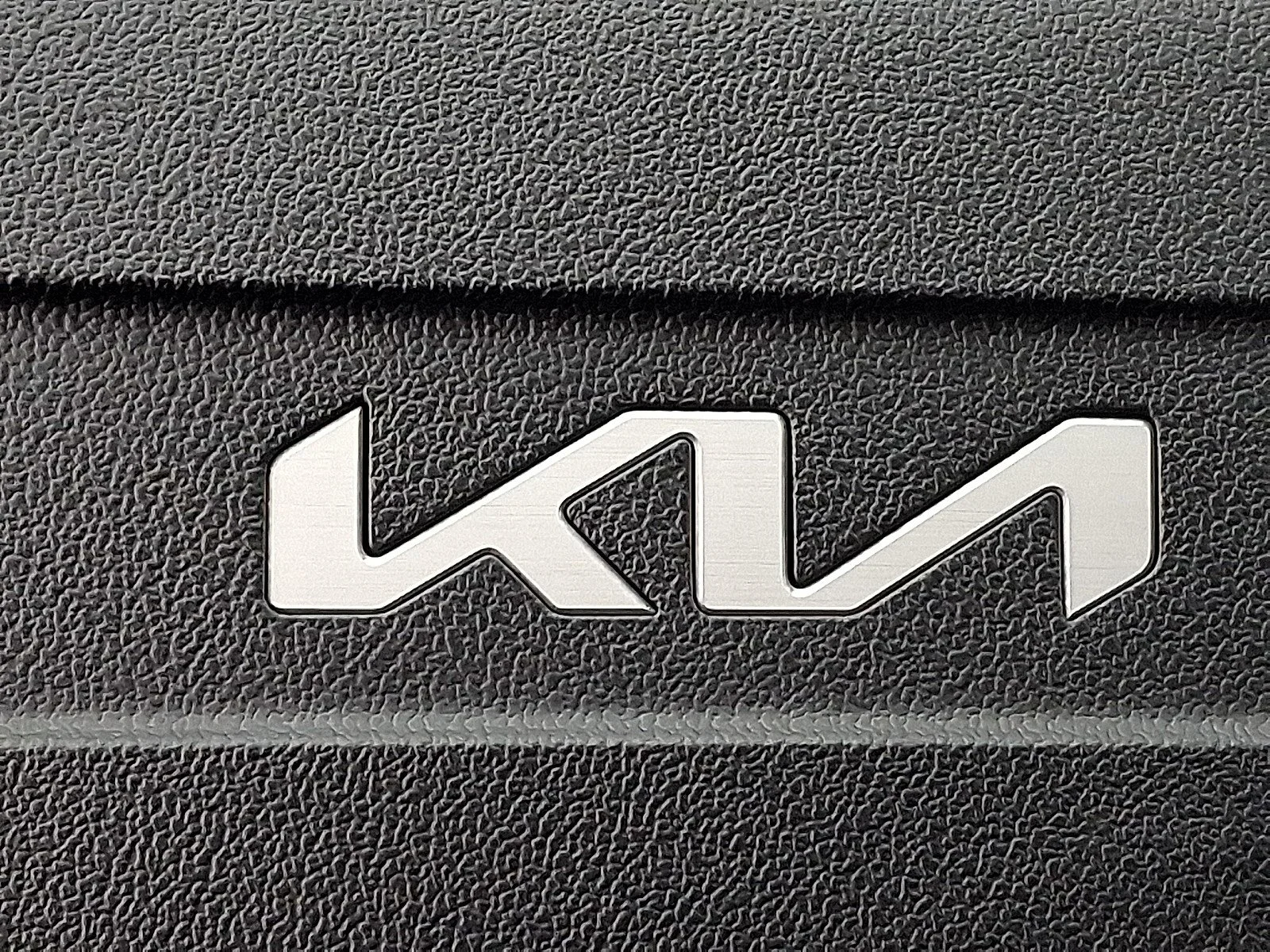 New 2026 Glacial White Pearl Kia EX image 18