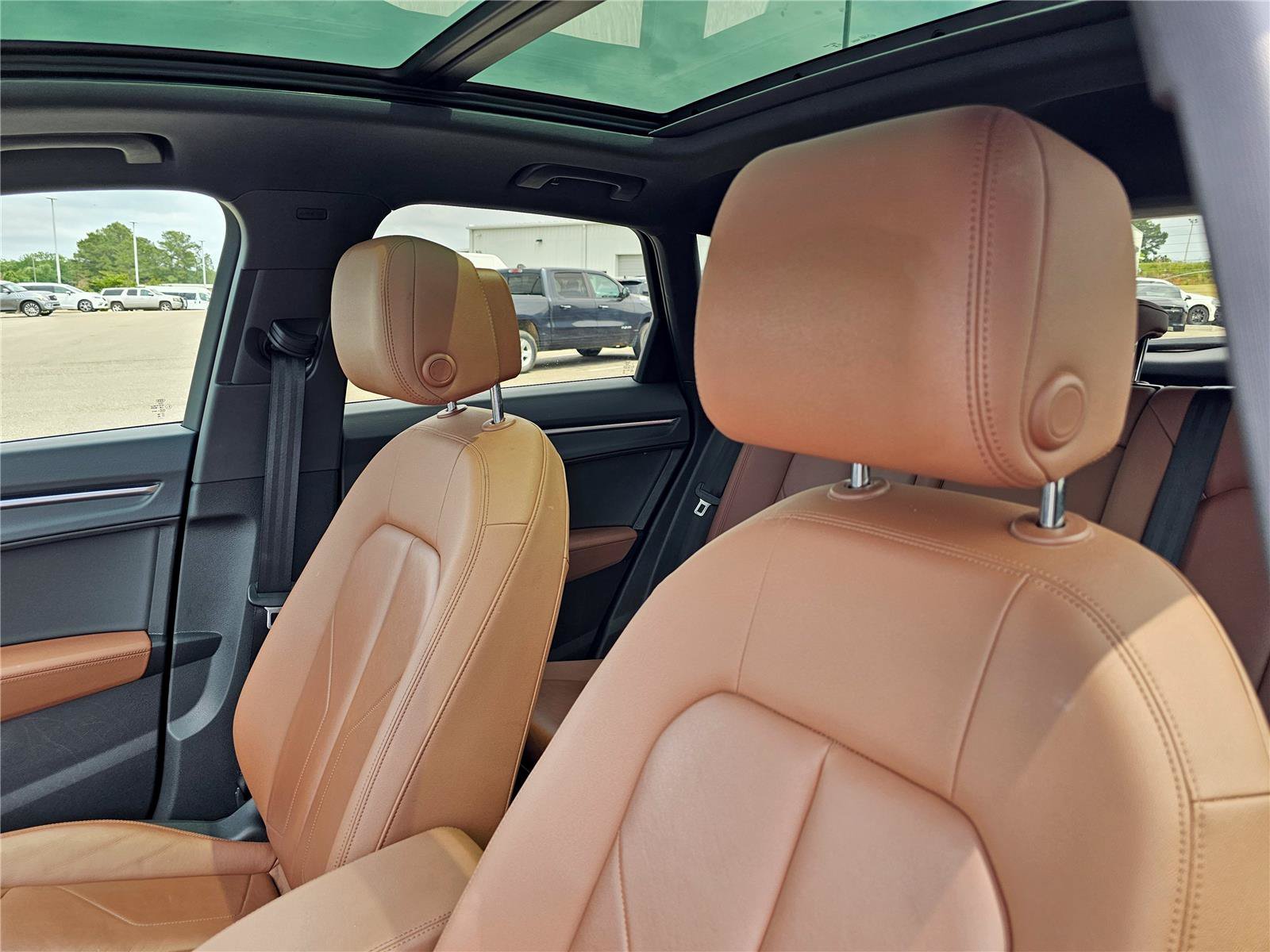 2024 Audi Q3 S Line Premium Plus - Photo 17