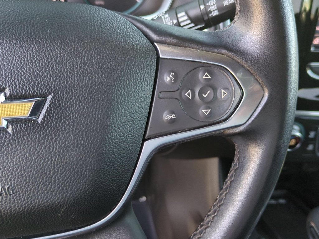 Used 2023 Silver Sage Metallic Chevrolet LT Cloth image 13