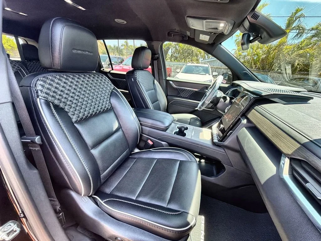 Used 2025 Ebony Twilight Metallic GMC Denali image 35