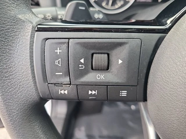 Used 2023 Silver Nissan SV image 25