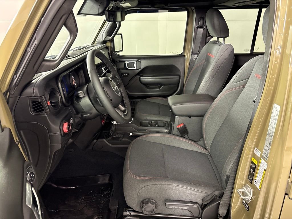Used 2025 Green Jeep Rubicon image 34