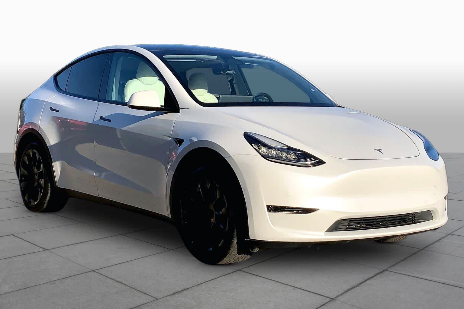 Used 2020 Tesla Model Y Long Range with VIN 5YJYGDEEXLF040540 for sale in Austin, TX