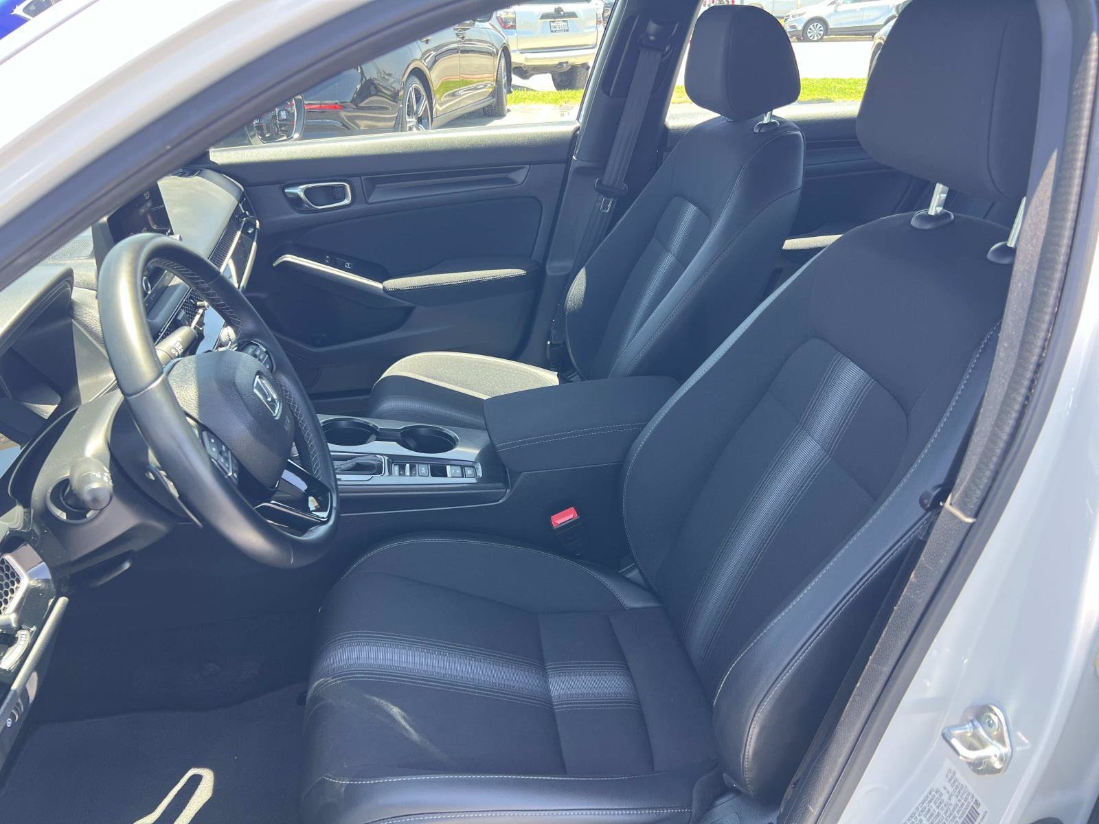 Certified Used 2025 Platinum White Pearl Honda Sport image 47