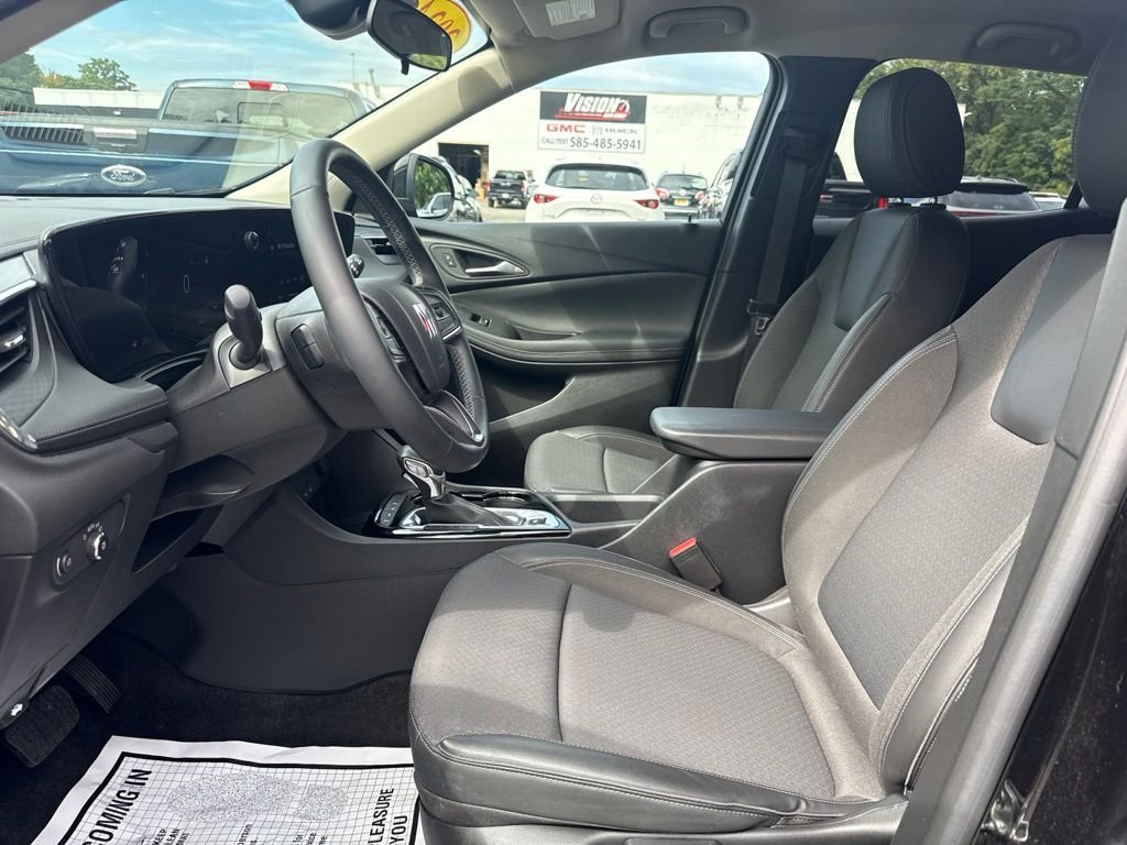 Used 2024 Black Buick Preferred image 9