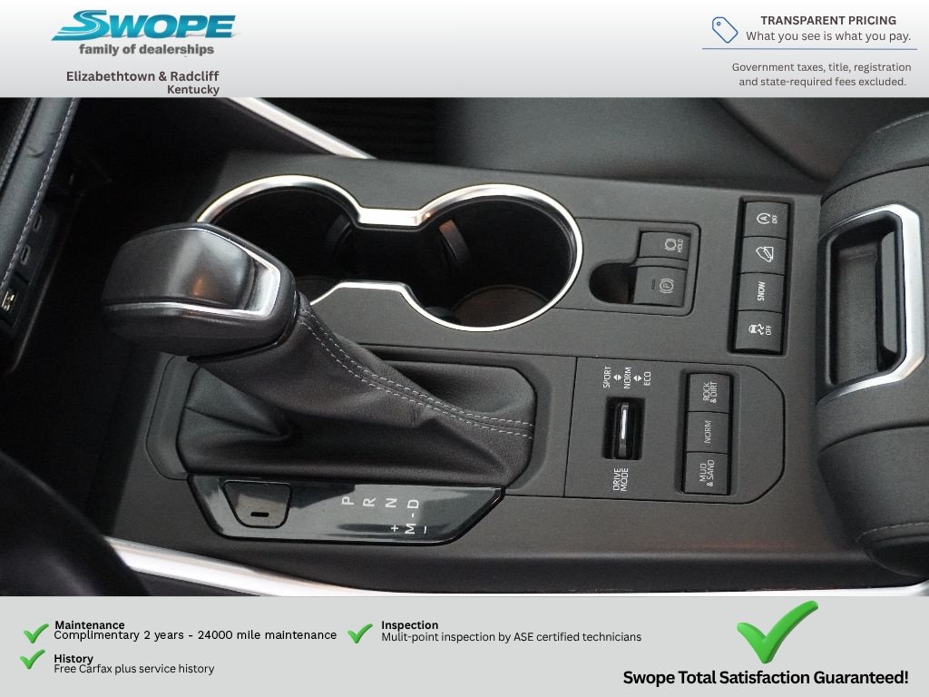 Used 2022 Wind Chill Pearl Toyota XLE image 25