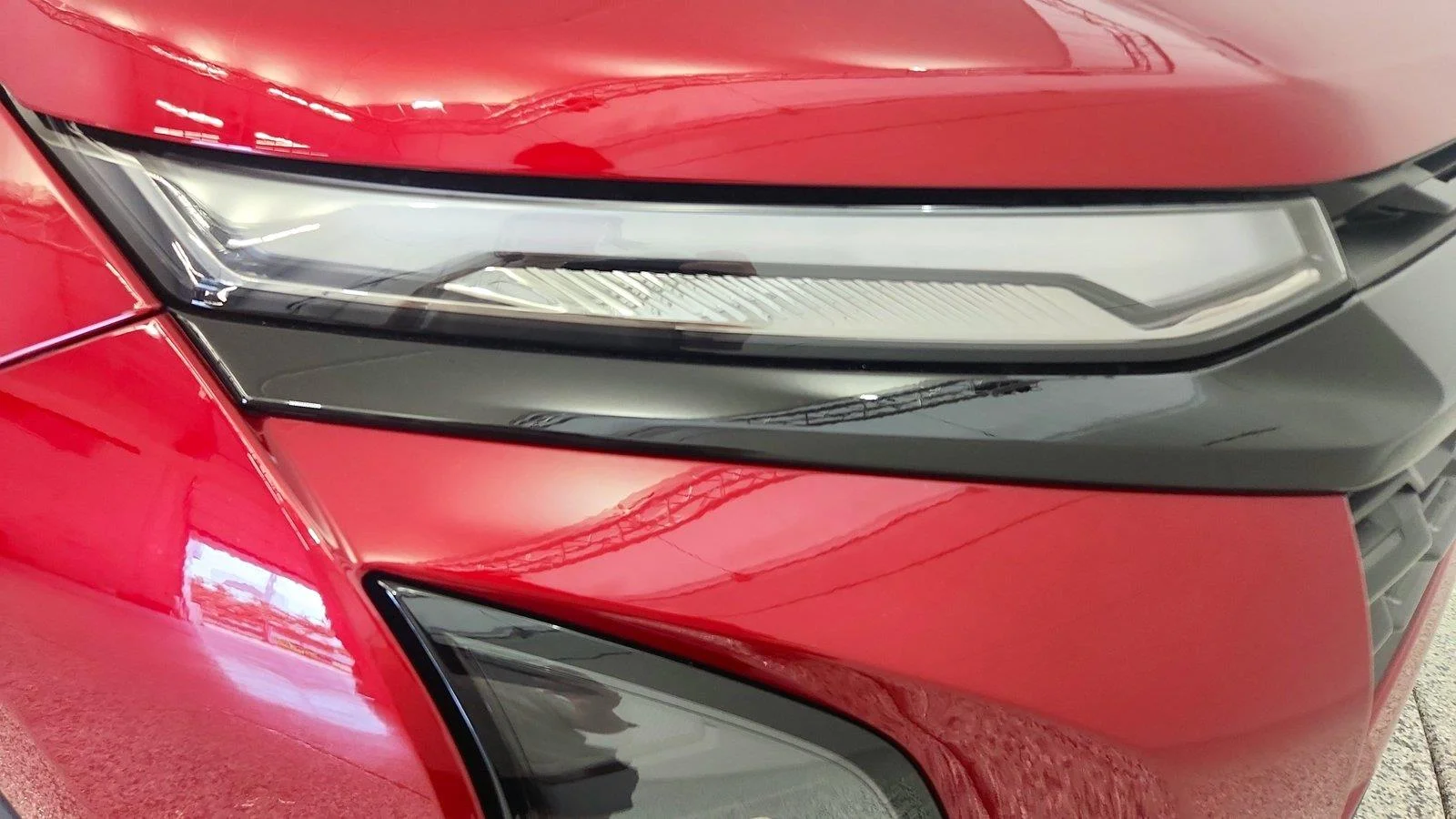 2027 Chevrolet Equinox LT - Photo 31