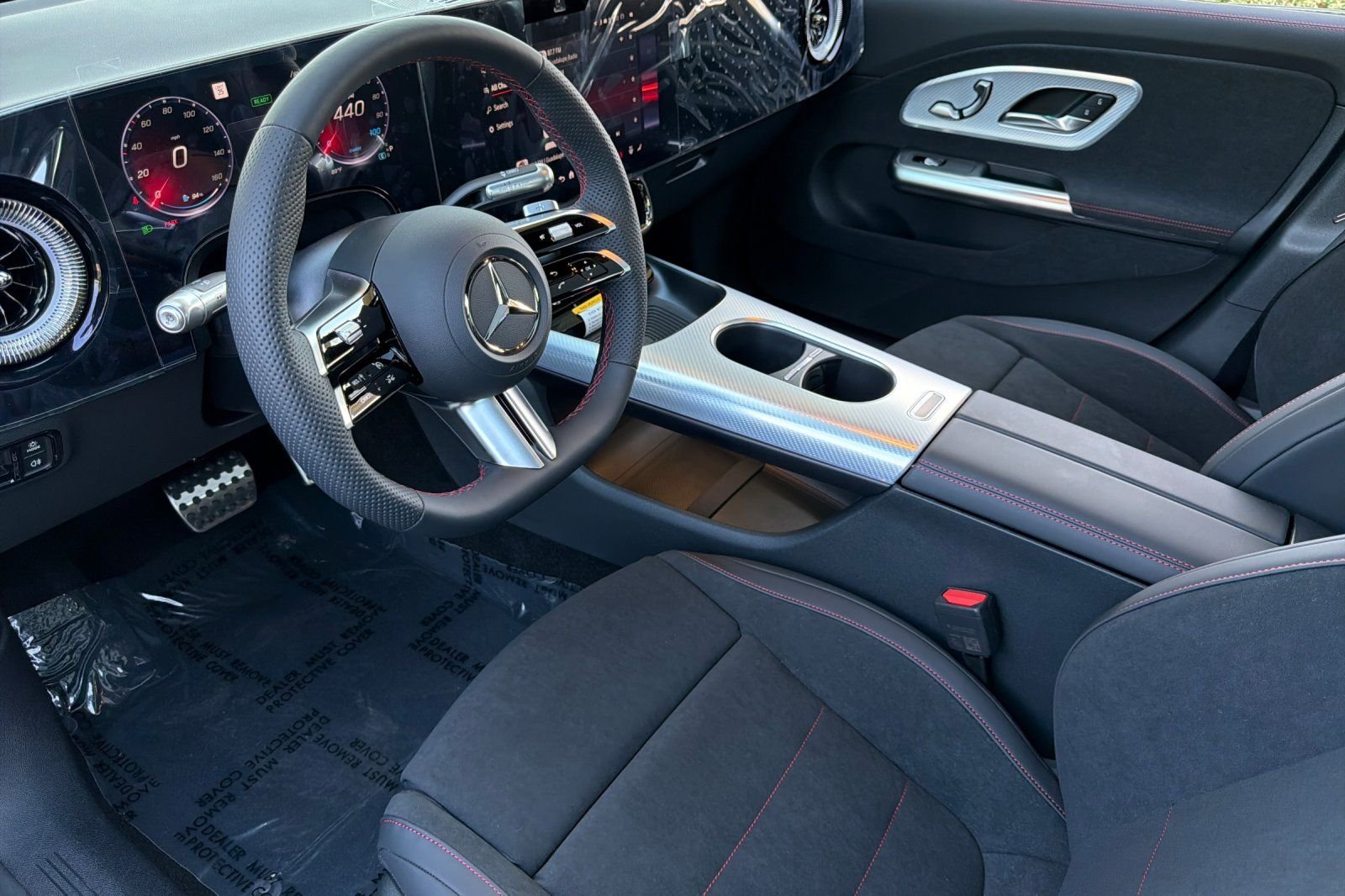 New 2027 MANUFAKTUR Alpine Grey Mercedes-Benz CLA 250+ image 10