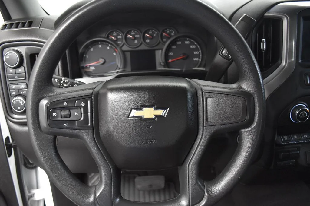 Used 2024 Summit White Chevrolet Custom image 12
