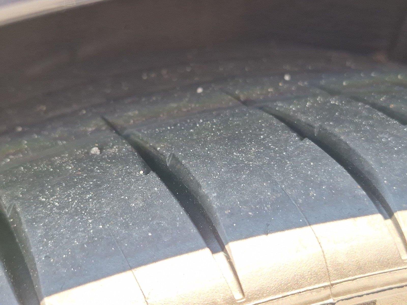 Used 2025 Carbon Black Metallic BMW xDrive40 image 13