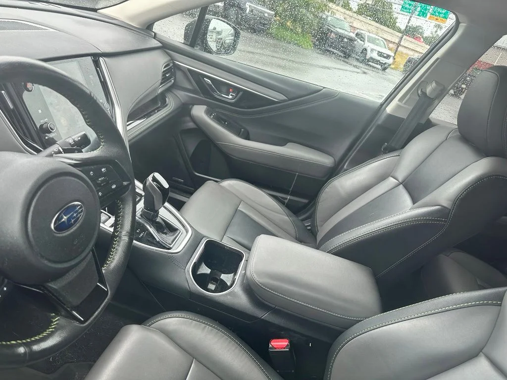 Certified Used 2024 Crystal Black Silica Subaru Onyx Edition image 9