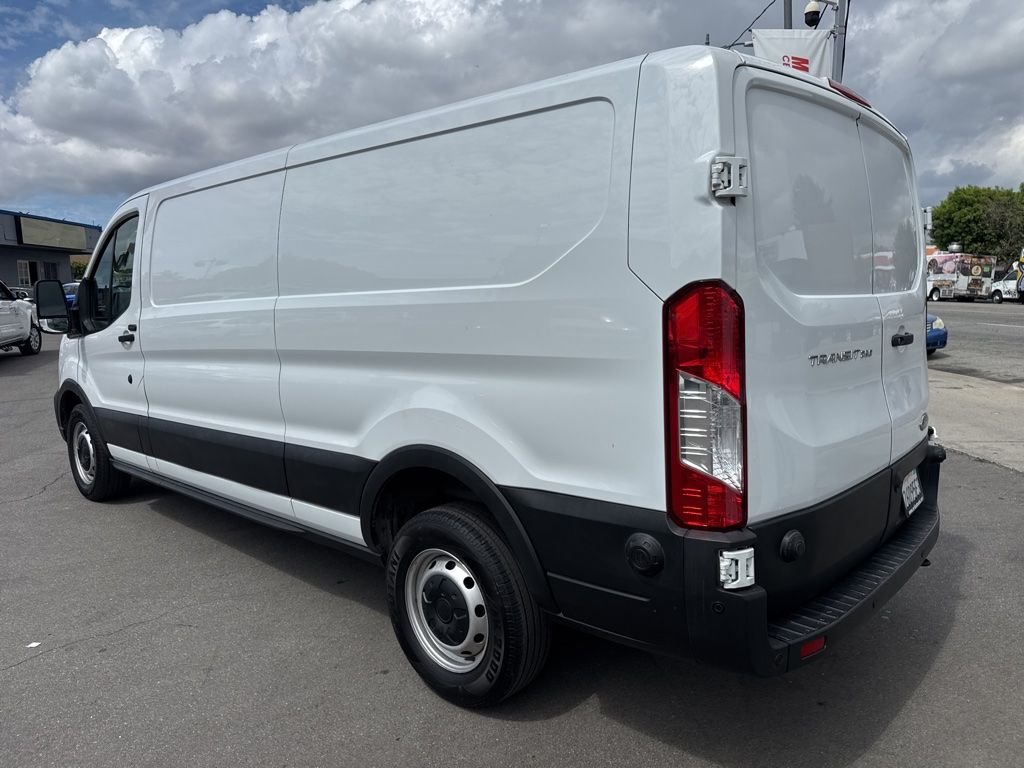 Used 2020 White Ford Base image 3