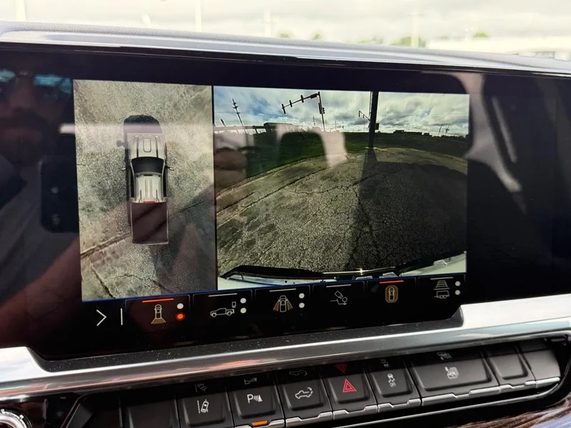 New 2026 Summit White GMC SLE image 17