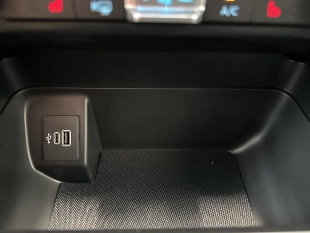 2025 Ford F-150 XLT - Photo 34