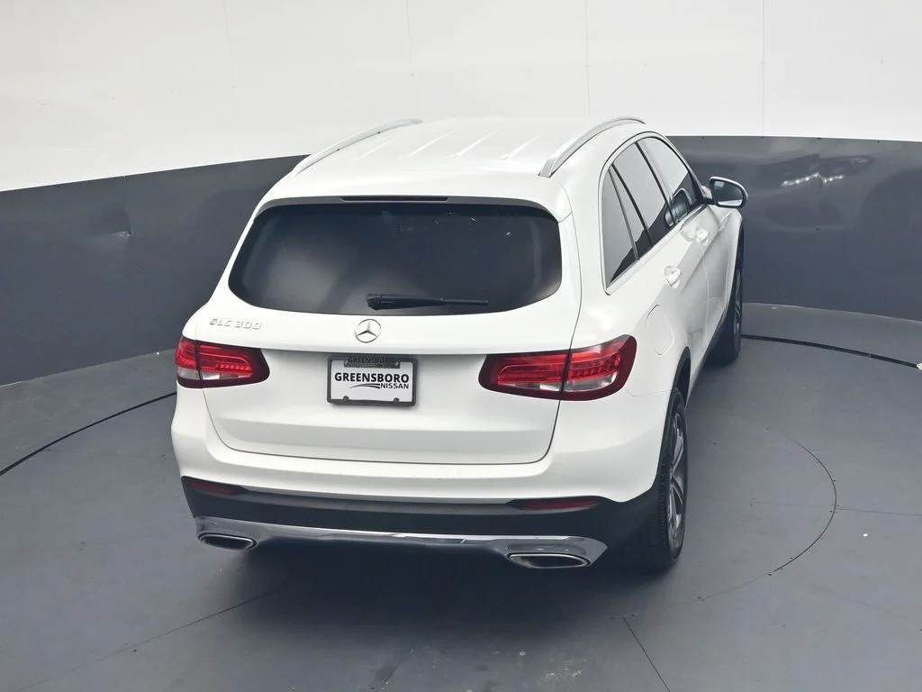 Used 2016  Mercedes-Benz GLC 300 image 30