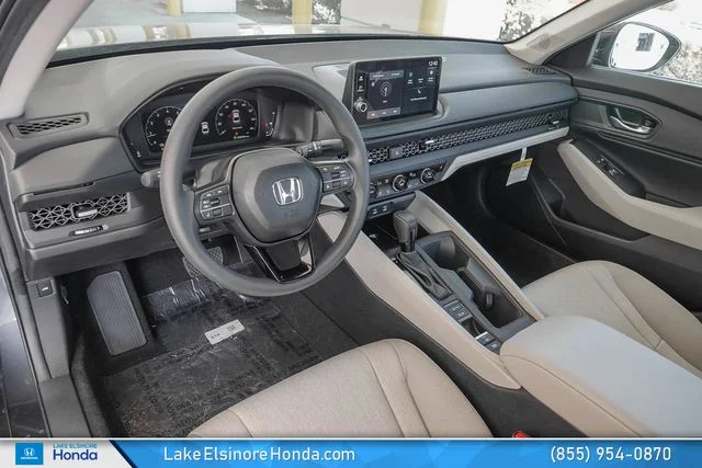 New 2026 Meteorite Gray Metallic Honda SE image 17