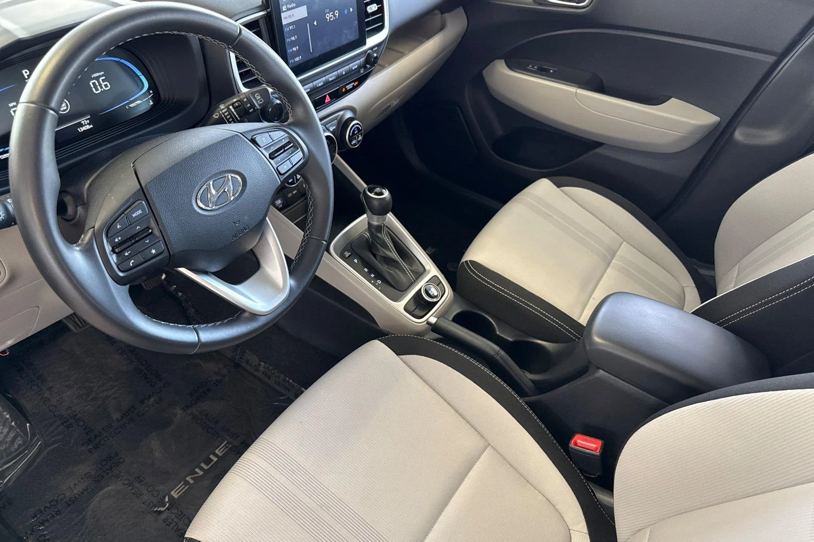 Used 2025 Ecotronic Gray Hyundai SEL image 9