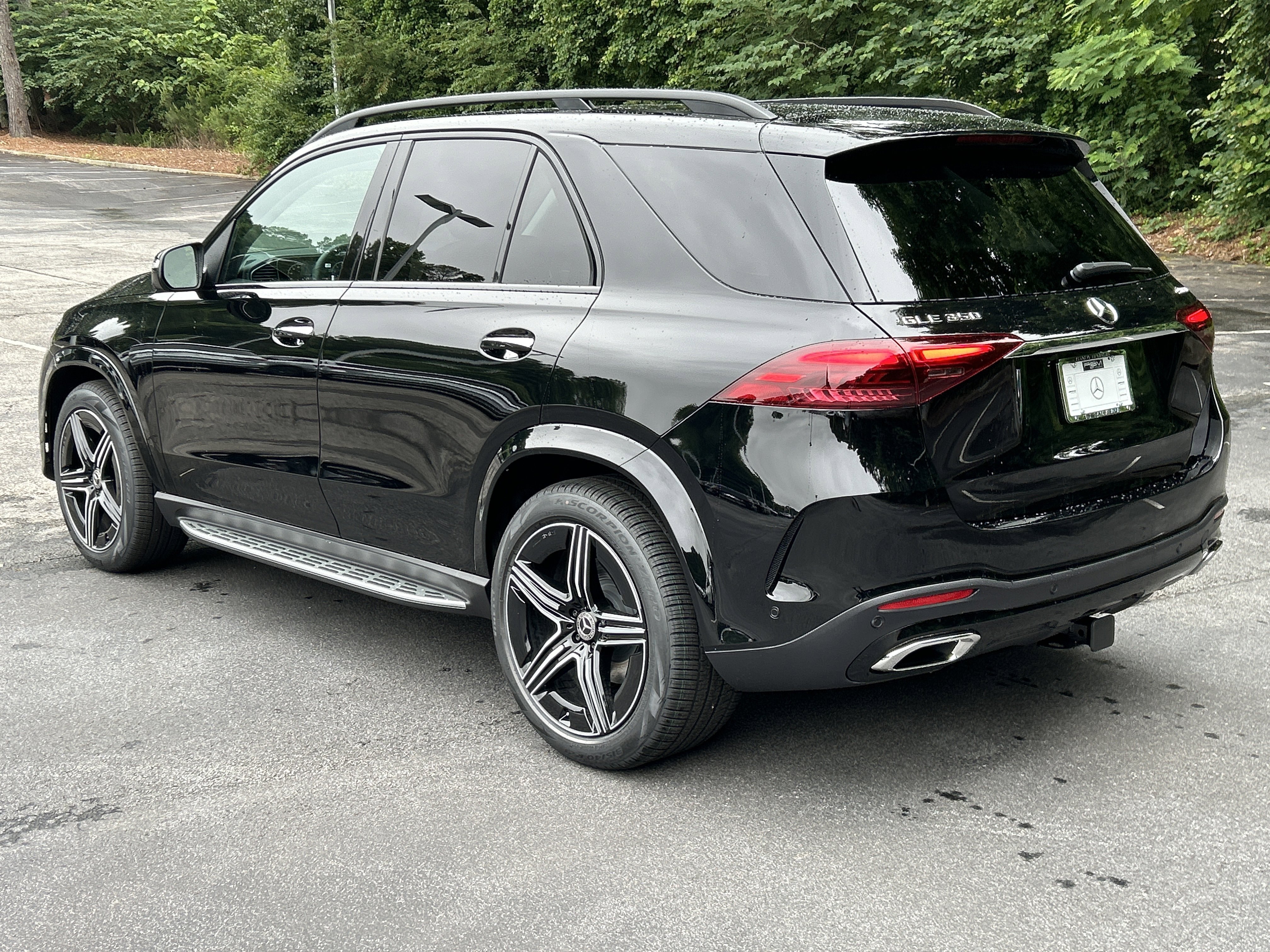 New 2026 Black Mercedes-Benz GLE 350 4MATIC® SUV image 11