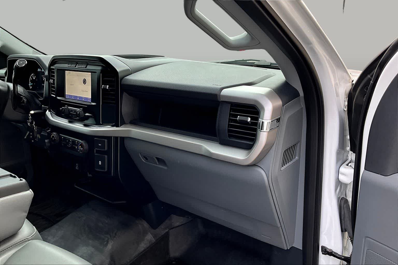 Certified Used 2023 Oxford White Ford XL image 16