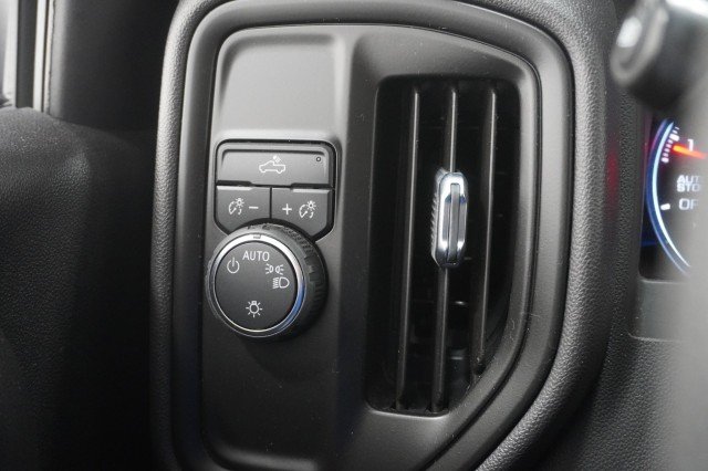 Used 2023 Northsky Blue Metallic Chevrolet Custom image 25