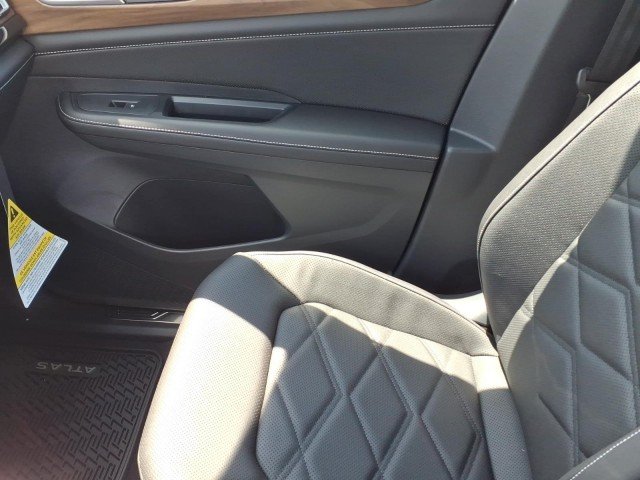 New 2026 Pure Gray Volkswagen SE w/Technology 4M image 19
