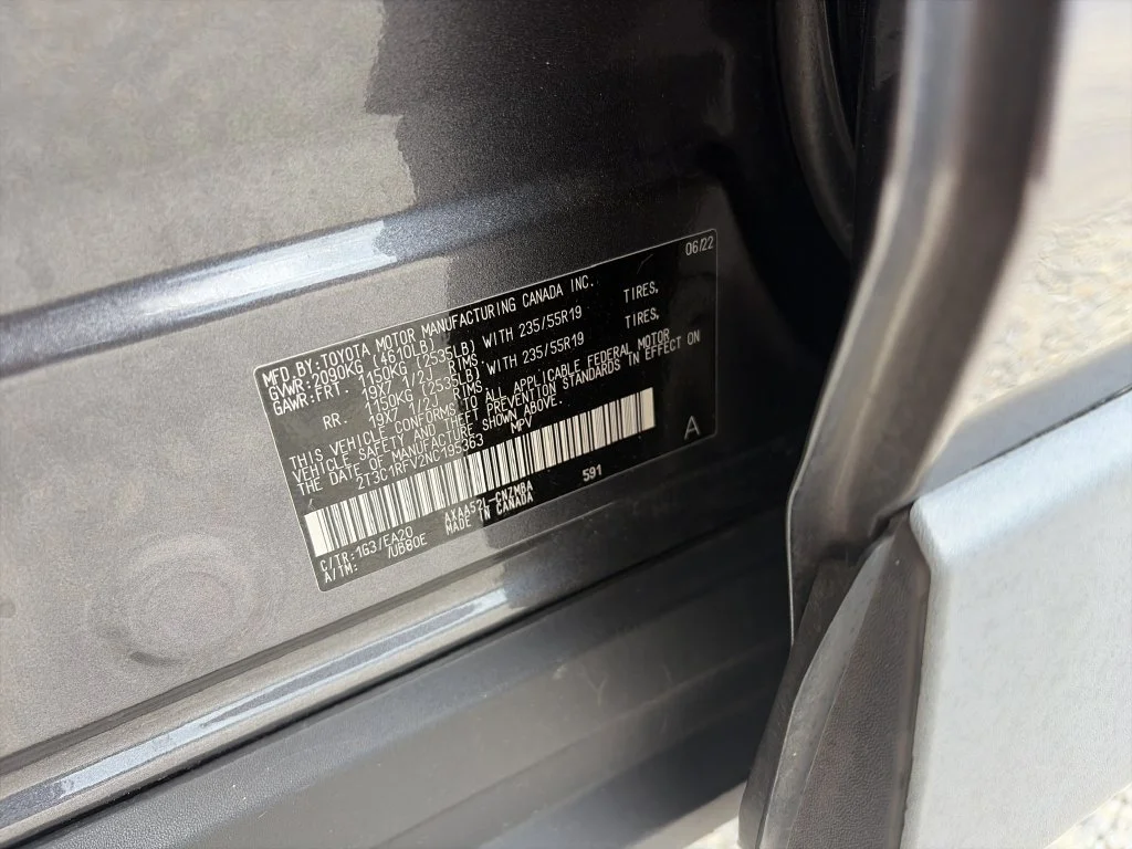 Used 2022 Gray Toyota XLE Premium image 36