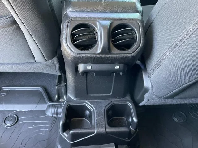 Used 2020 Gray Jeep Unlimited Sport S image 12