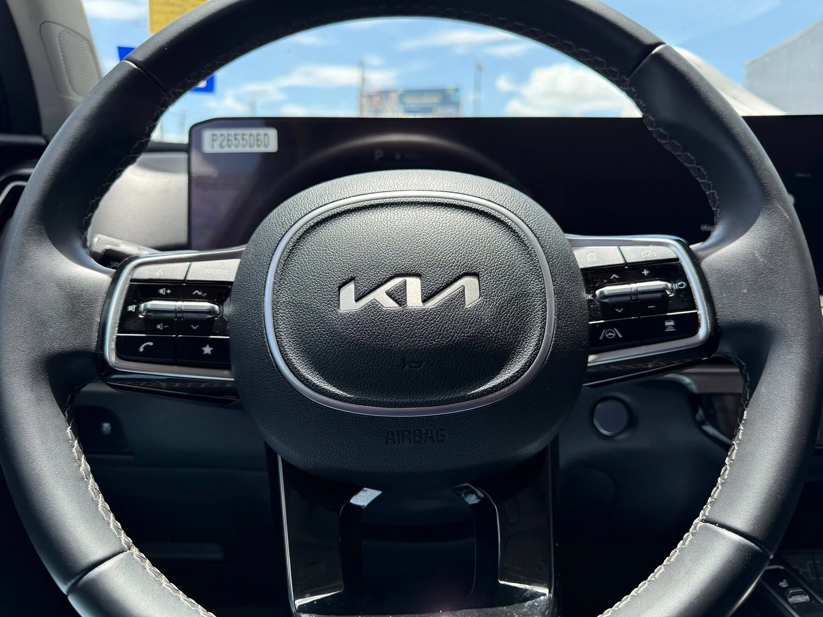 Used 2024 Black Kia S image 9