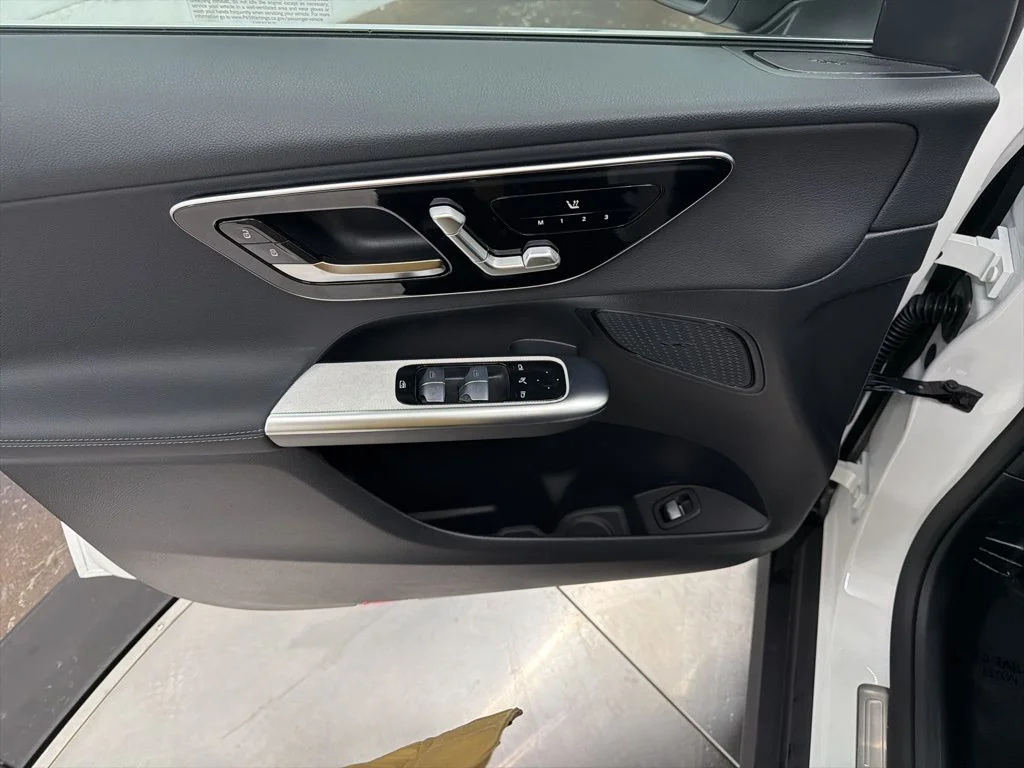 Certified Used 2026 White Mercedes-Benz GLC 300 image 17