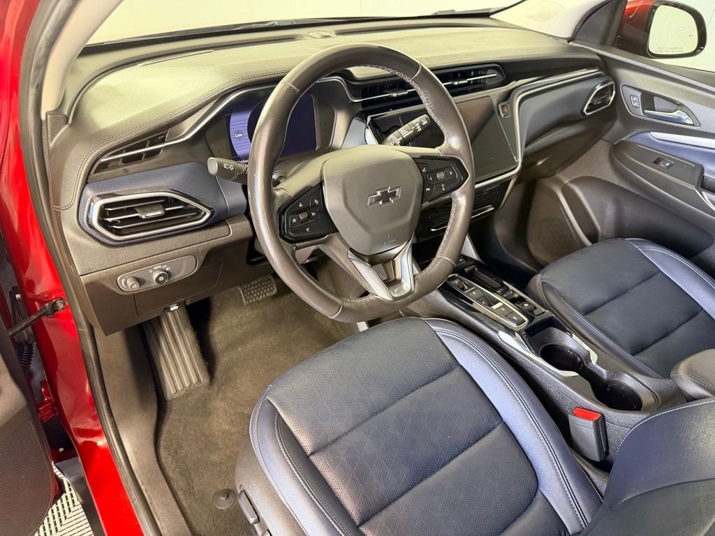 Certified Used 2022 Red Chevrolet Premier image 32
