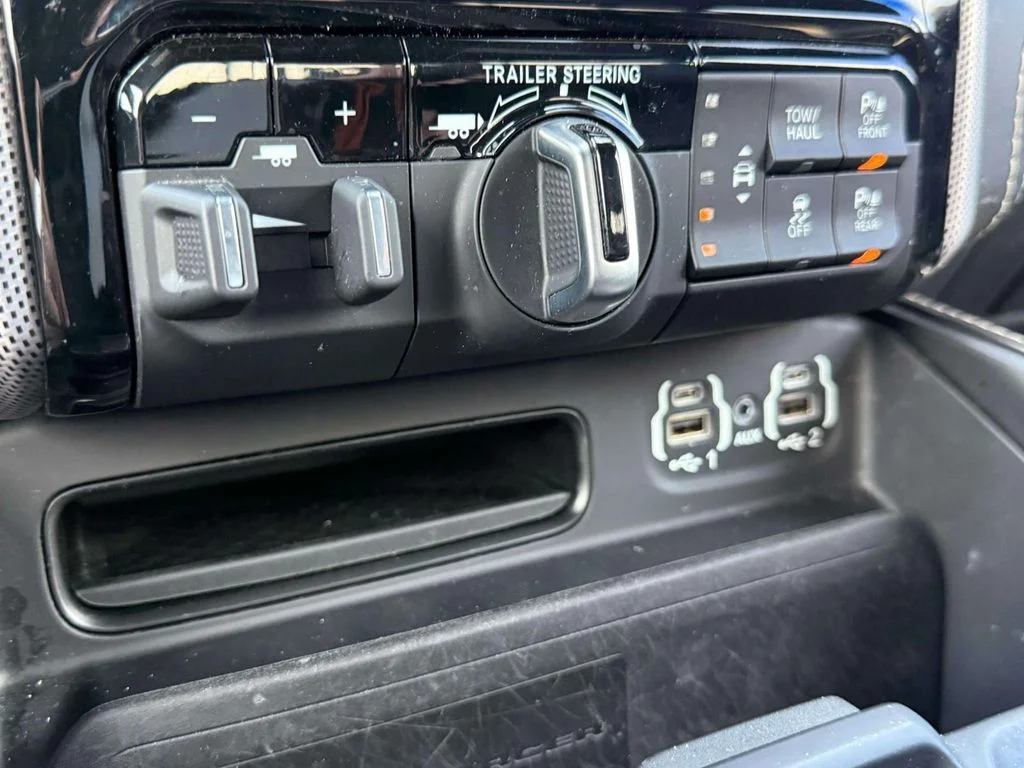 Used 2021 Blue Ram Limited image 27