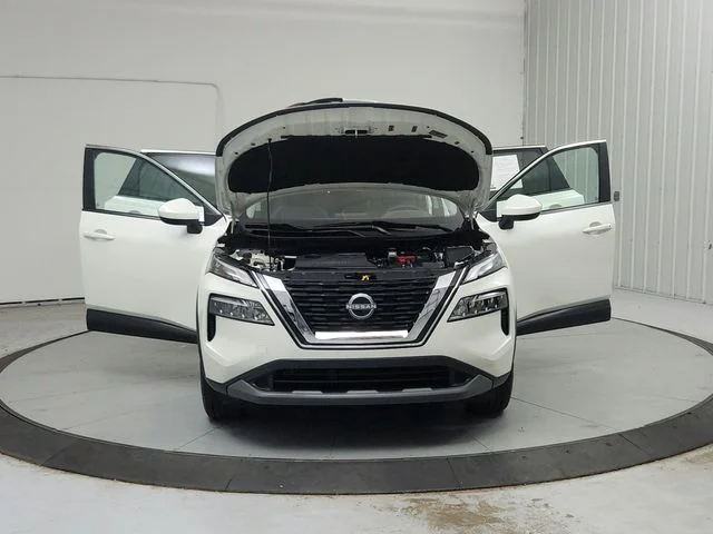 Used 2023 White Nissan SV image 11