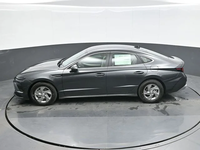 New 2026 Gray Hyundai SE image 12