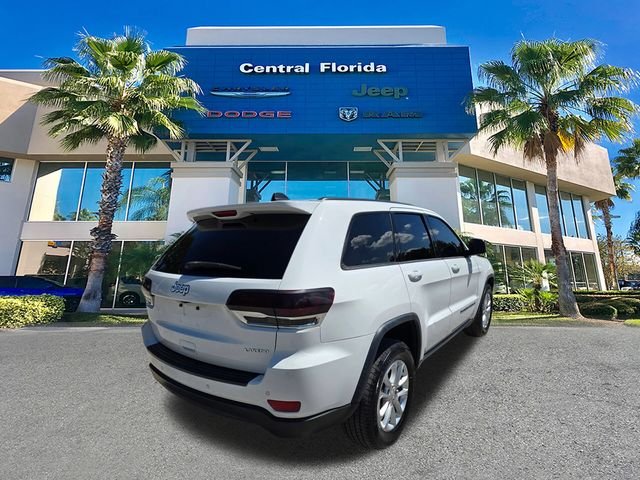 Certified Used 2022 White Jeep Laredo E image 6