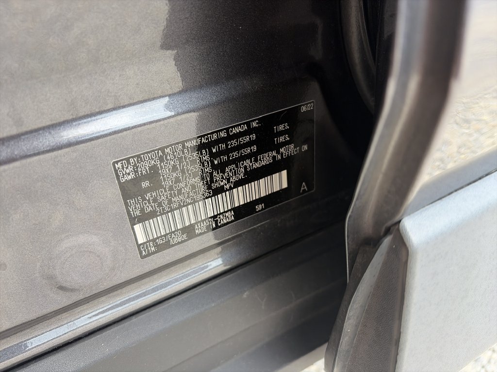 Used 2022 Gray Toyota XLE Premium image 36