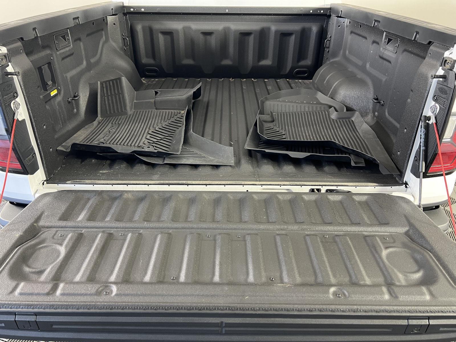 Used 2025 Oxford White Ford Raptor image 5
