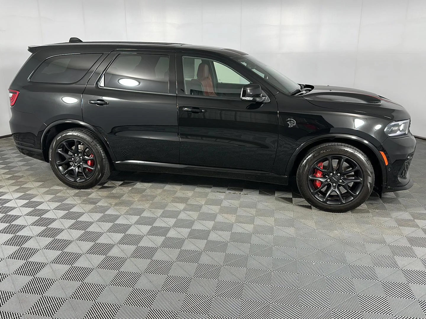Used 2021 DB Black Clearcoat Dodge SRT Hellcat image 4