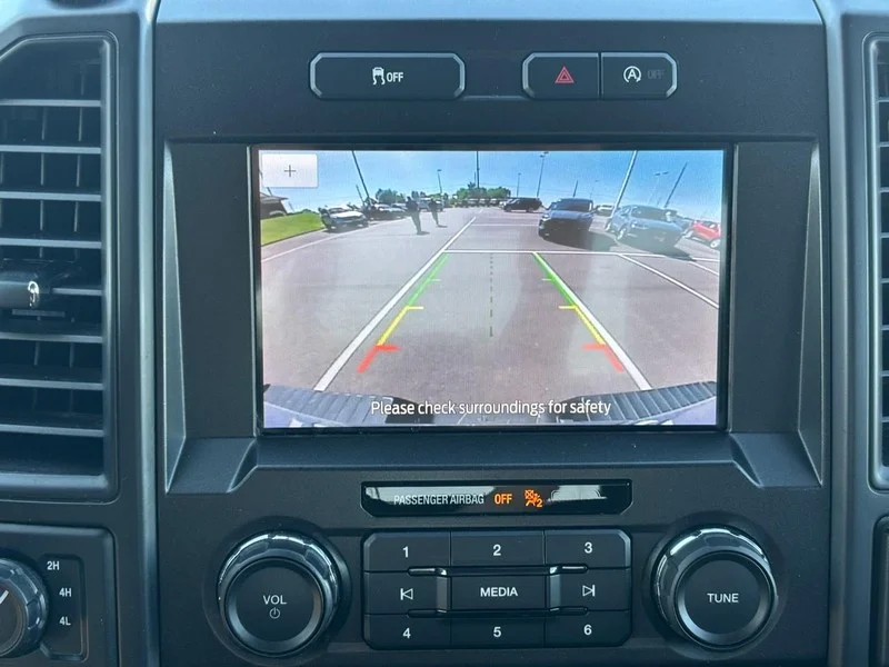 Used 2020 Velocity Blue Metallic Ford XL image 21