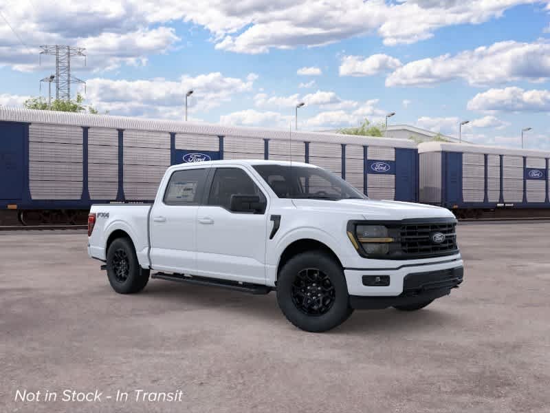 New 2026 Oxford White Ford XLT image 7